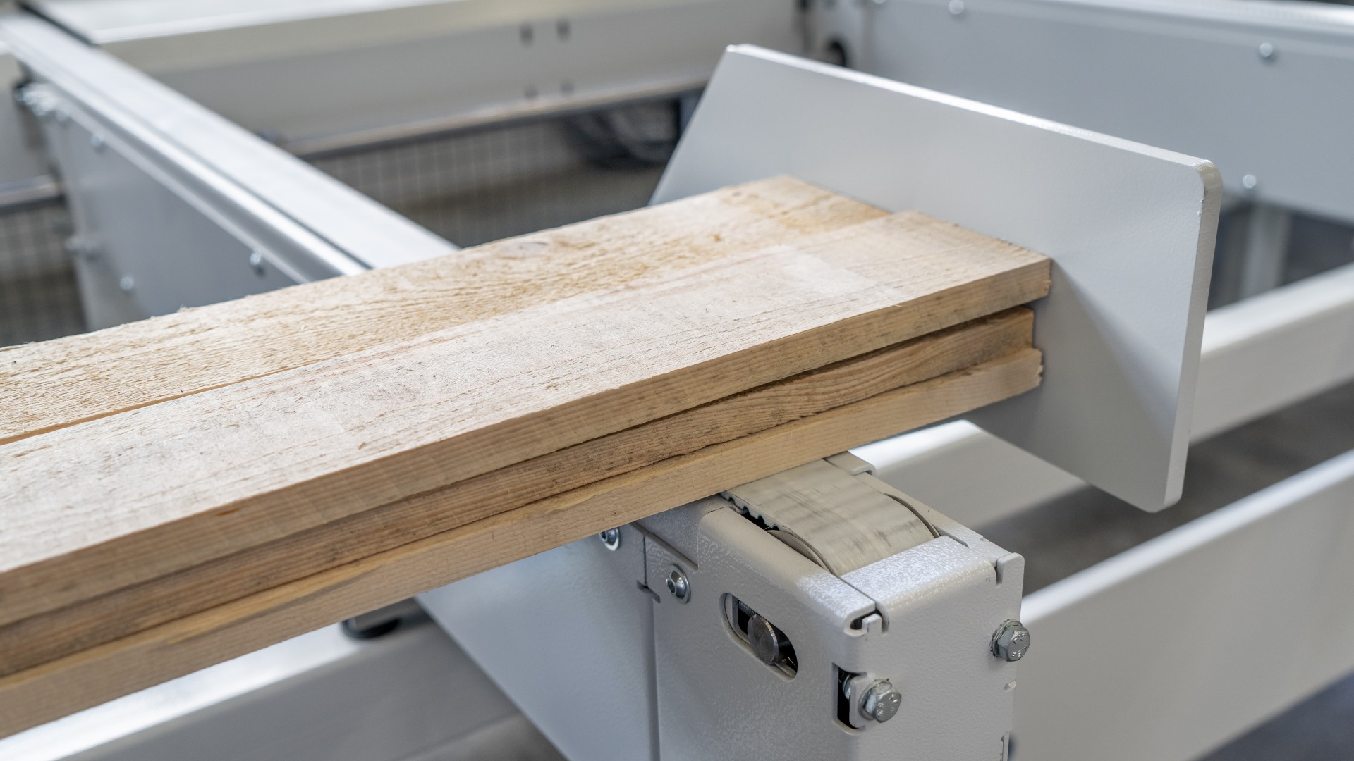 Weinig OptiCut S 50+ automatische afkortzaag Weinig OptiCut S 50+ automatische afkortzaag