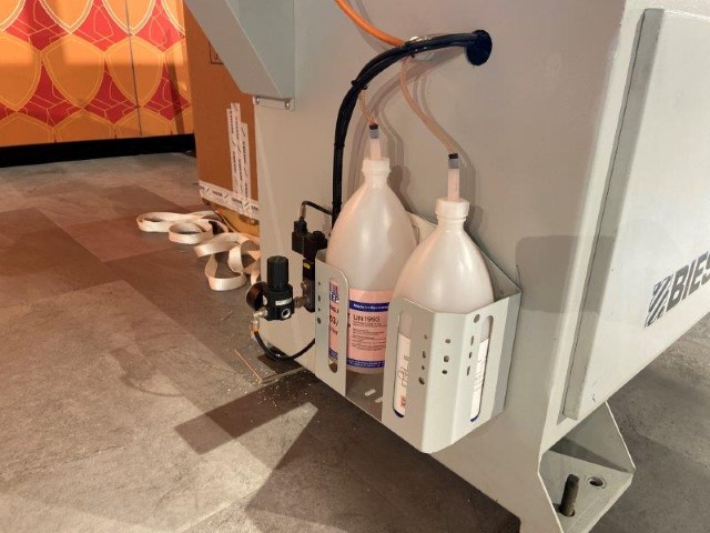 Biesse Akron 1130 gebruikte kantenaanlijmmachine Biesse Akron 1130 gebruikte kantenaanlijmmachine
