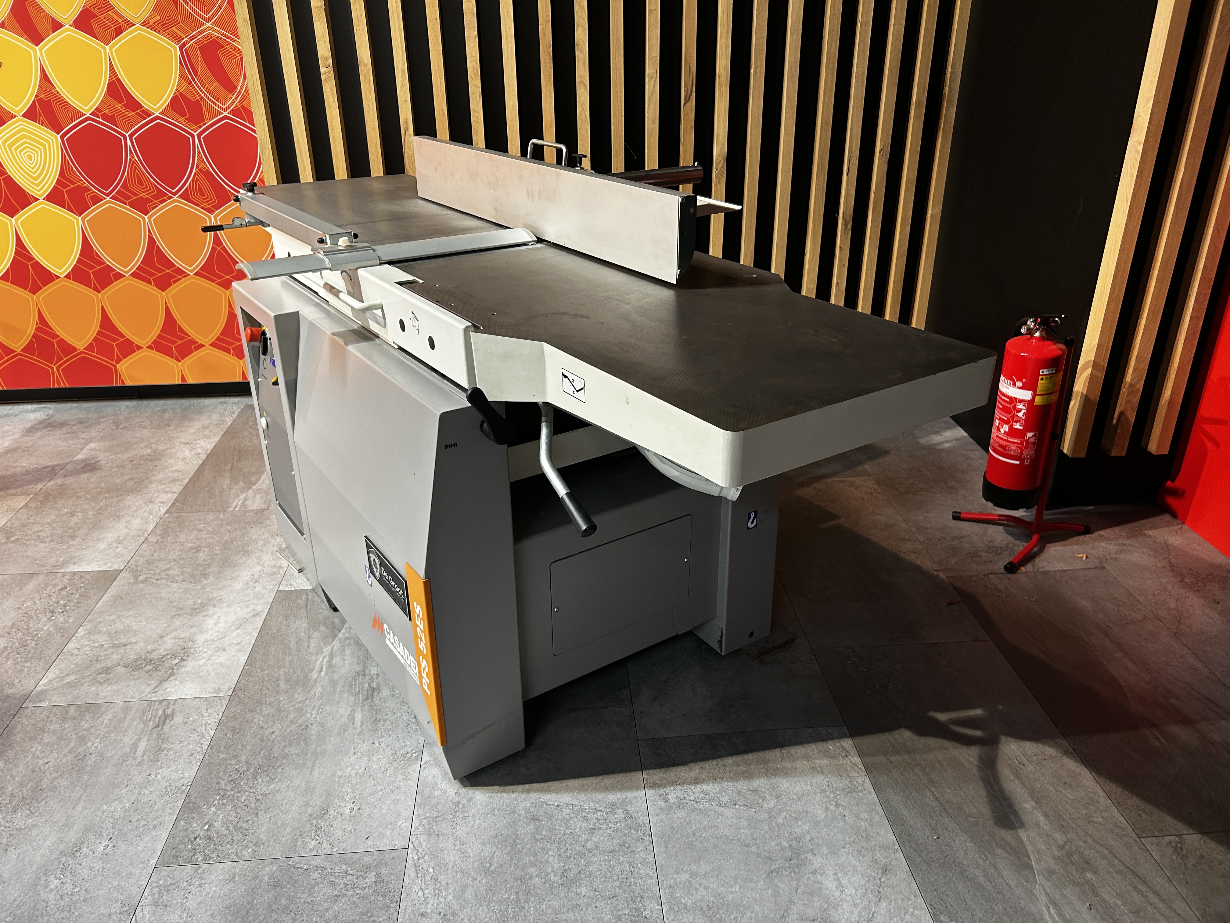 Casadei PFS 52 vlakvandiktebank (showroom model)