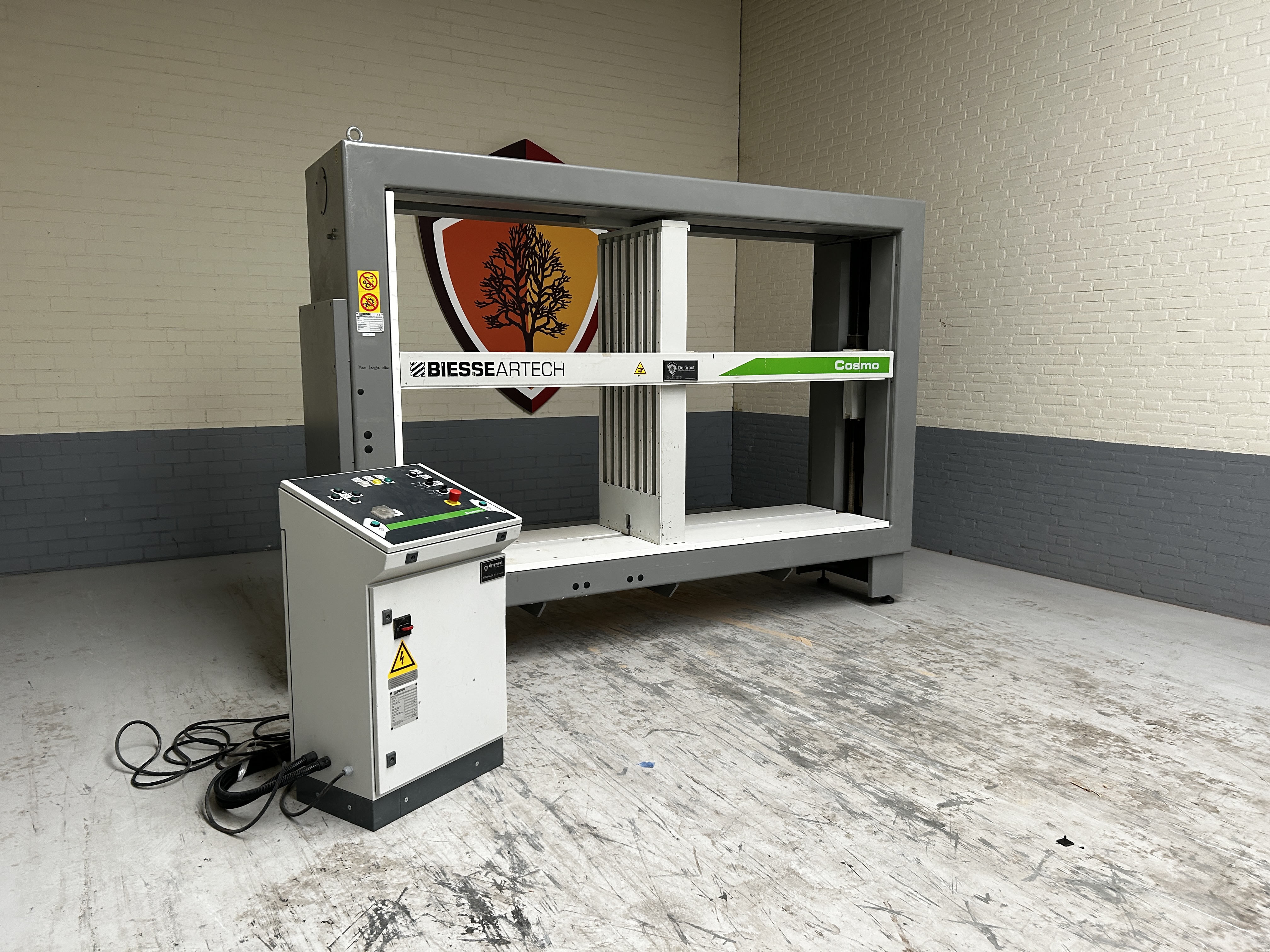Biesse Cosmo Comil gebruikte korpuspers