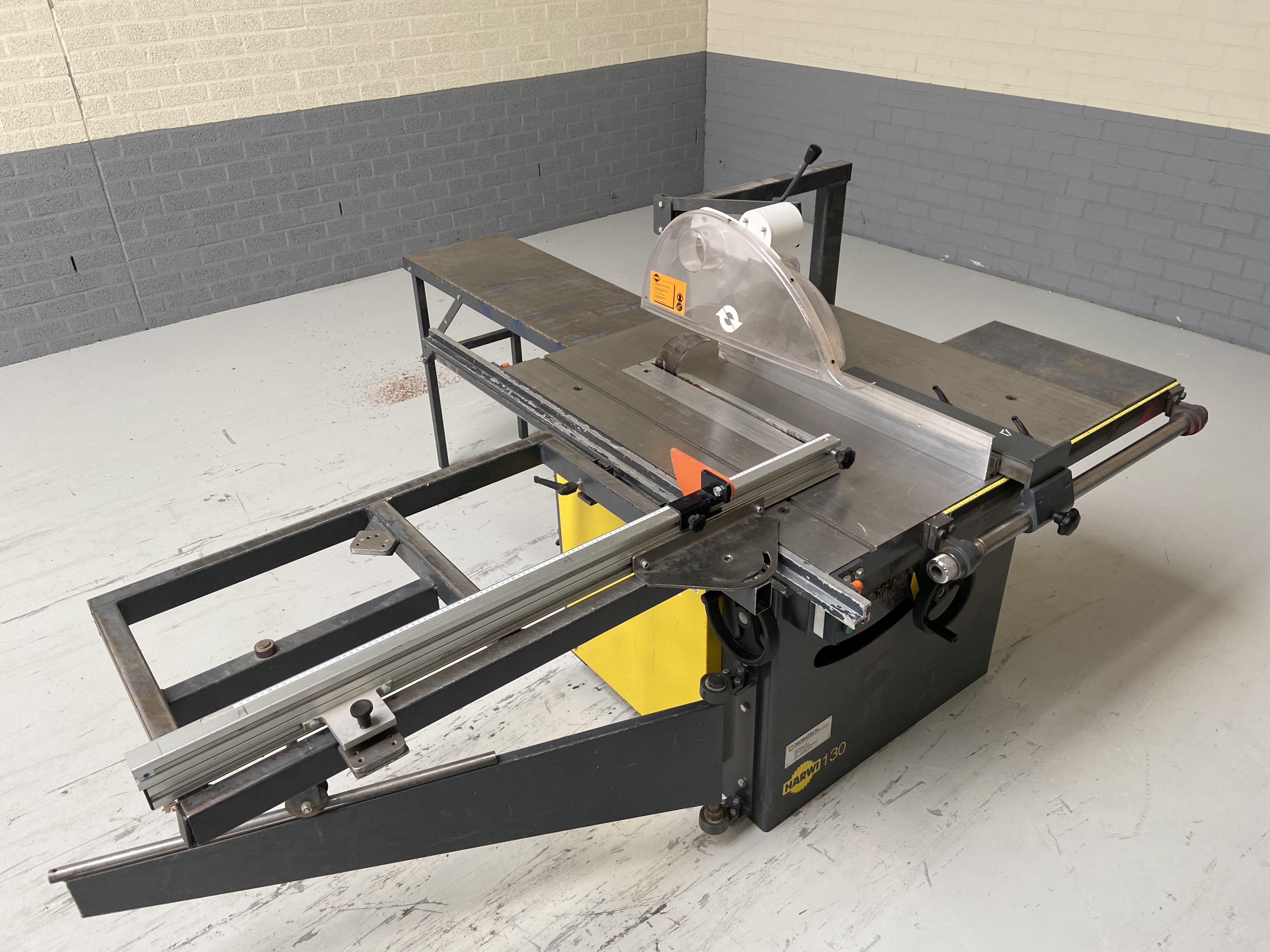 Harwi 130 gebruikte Cirkelzaagmachine
