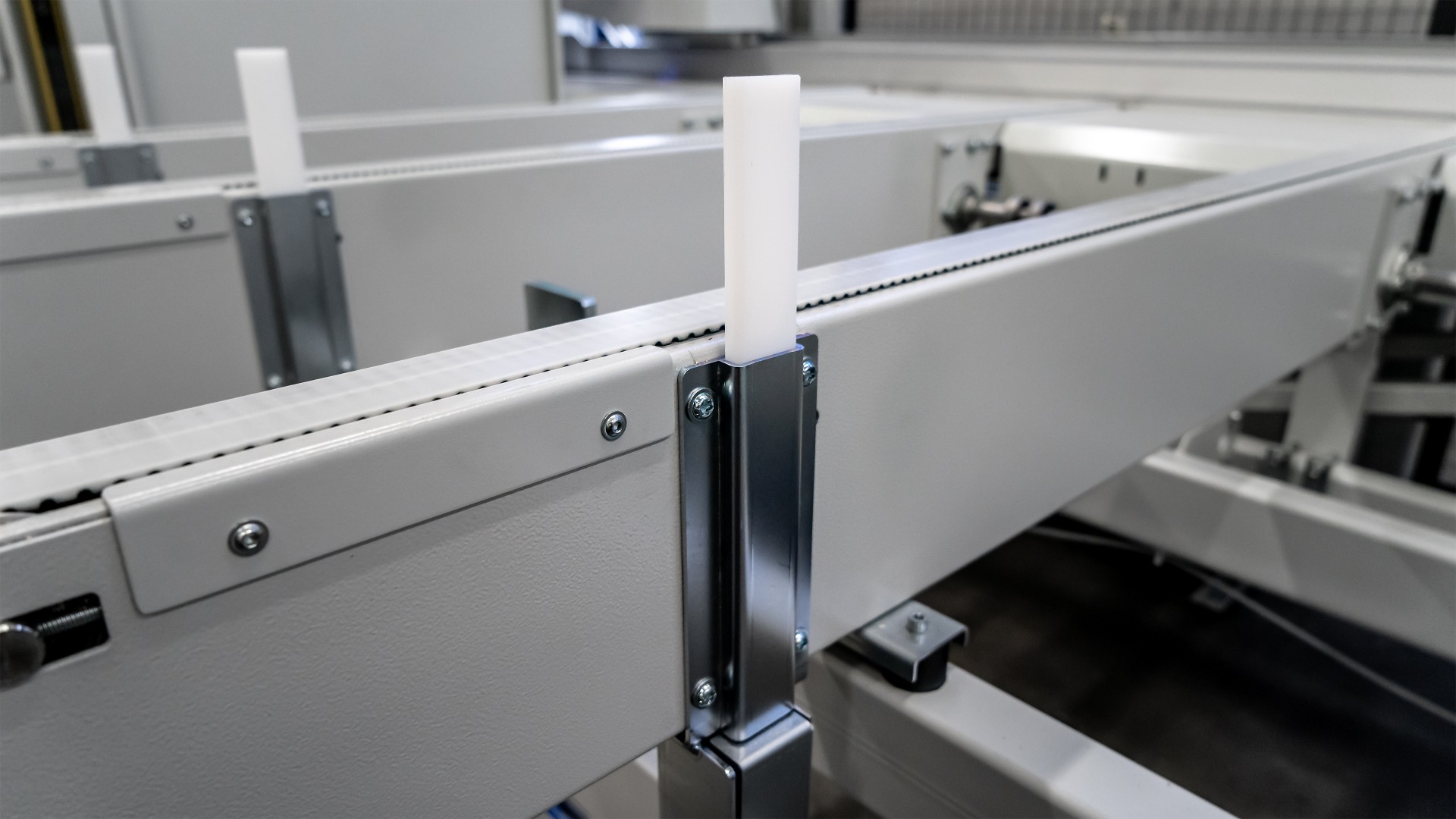 Weinig OptiCut S 50+ automatische afkortzaag Weinig OptiCut S 50+ automatische afkortzaag