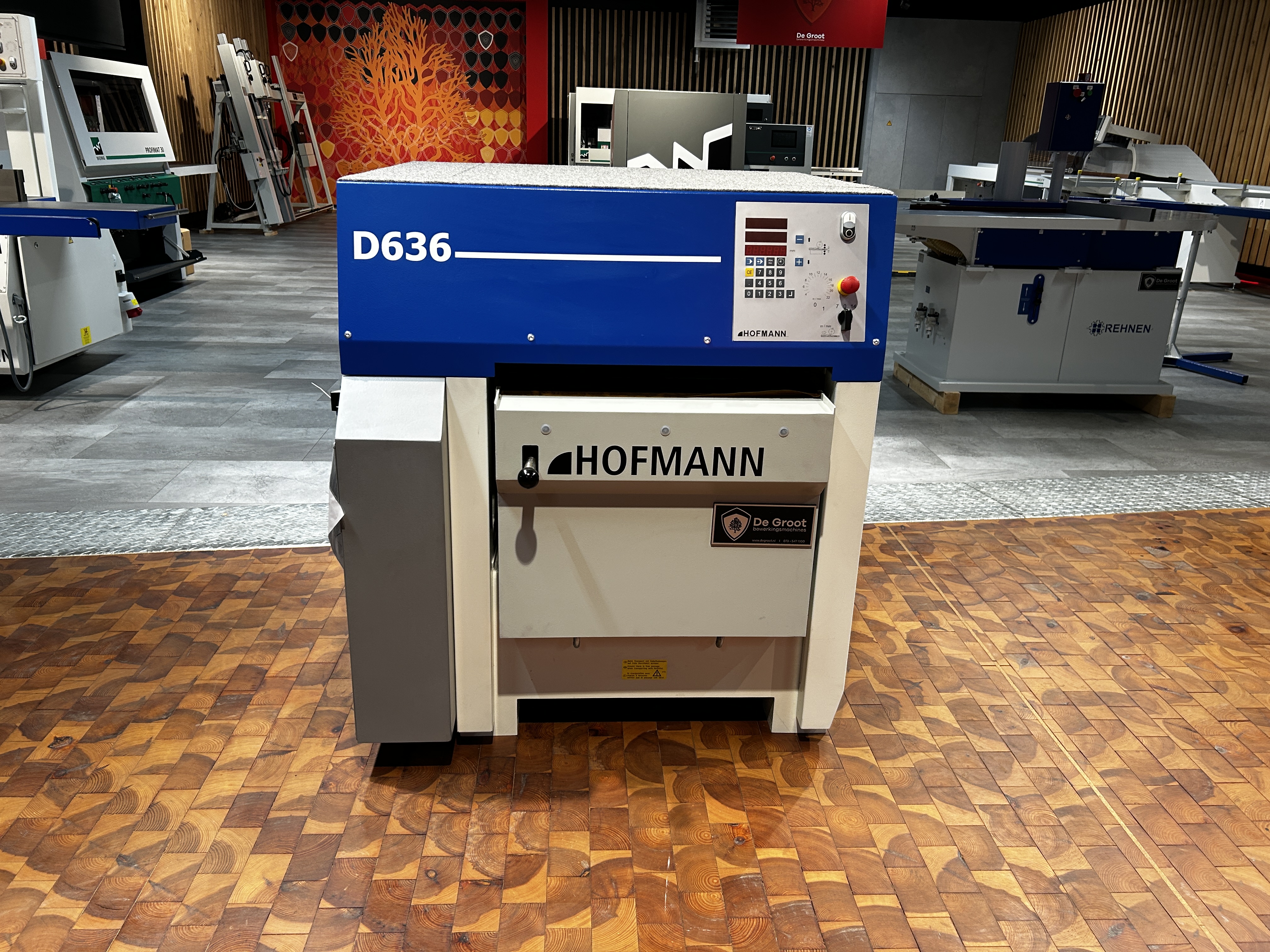 Hofmann D636 Vandiktebank (showroommodel)