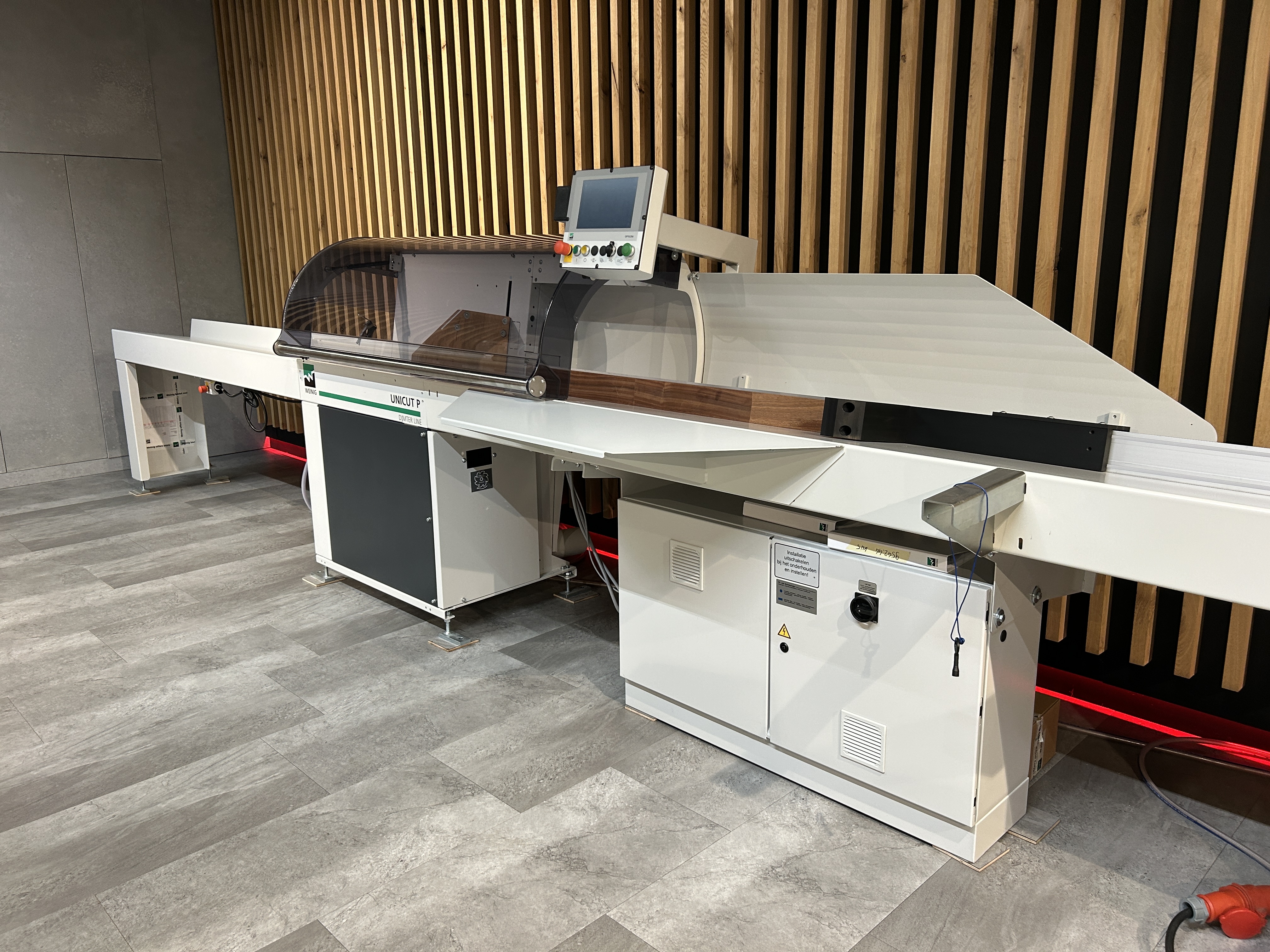Weinig Dimter Unicut P Onderliggende afkortzaag (showroommodel)