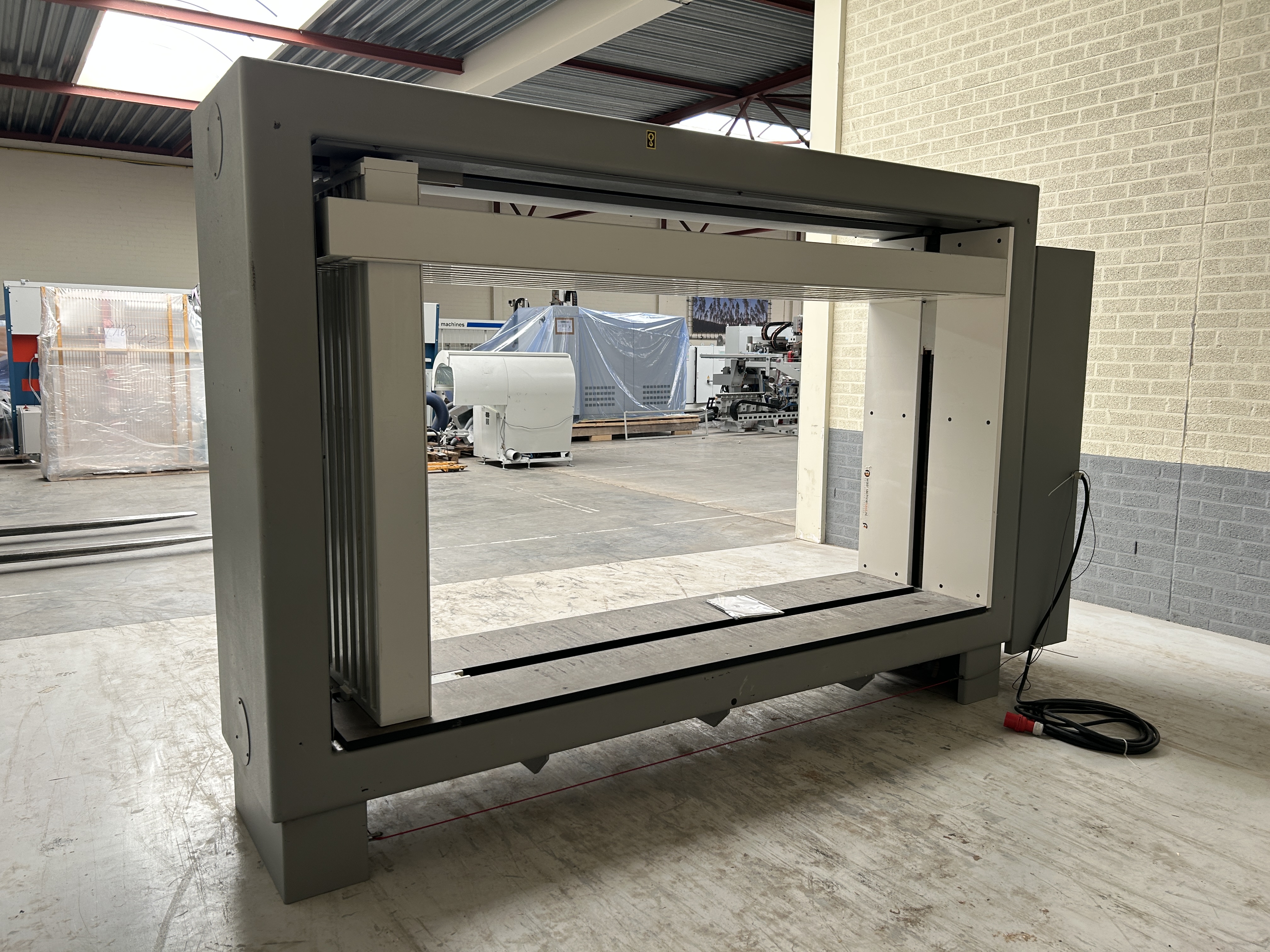 Biesse Cosmo Comil gebruikte korpuspers