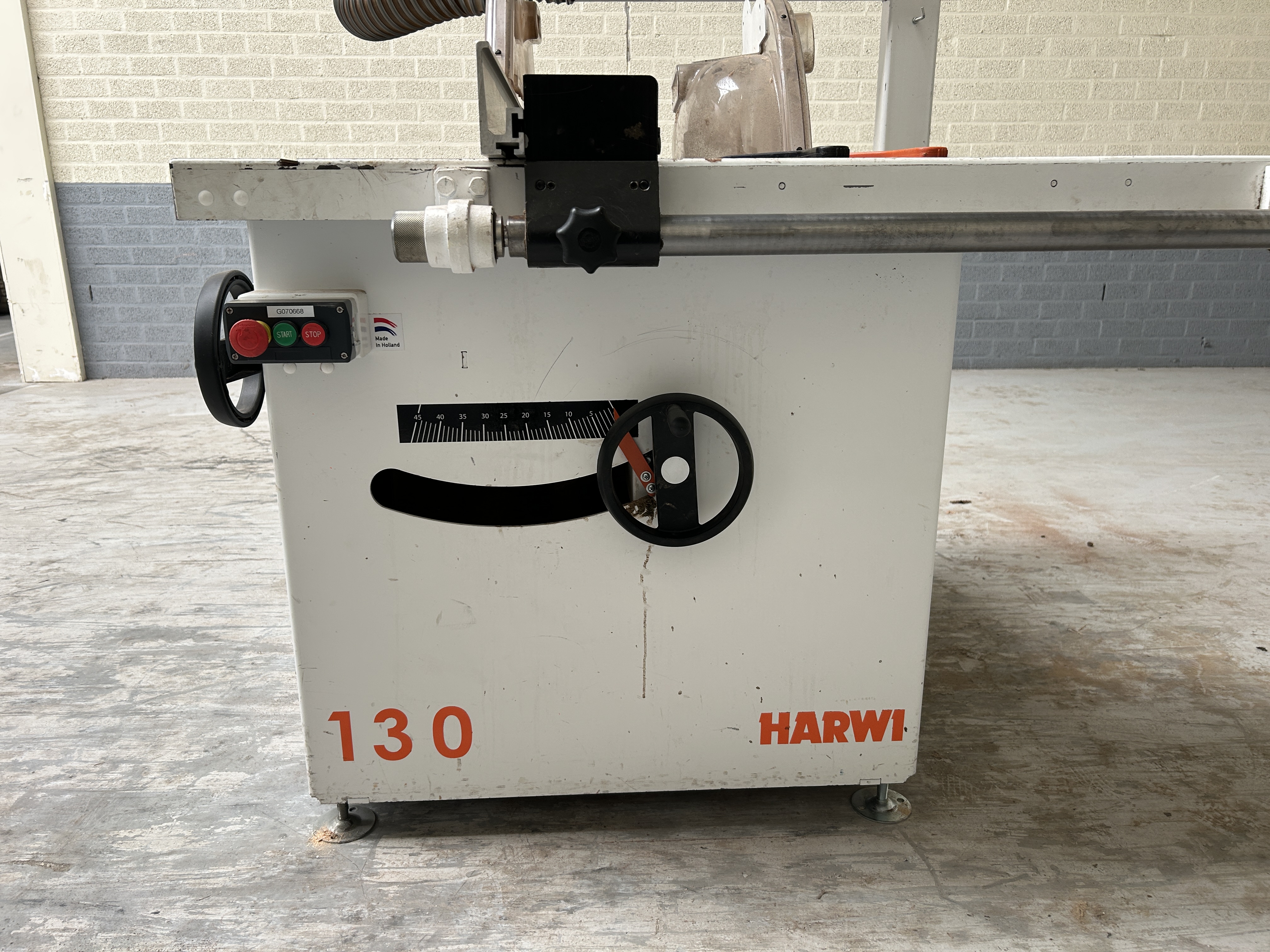 Harwi 130 gebruikte cirkelzaagmachine