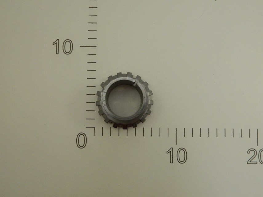 Spanhuls voor pendel 2209K H309