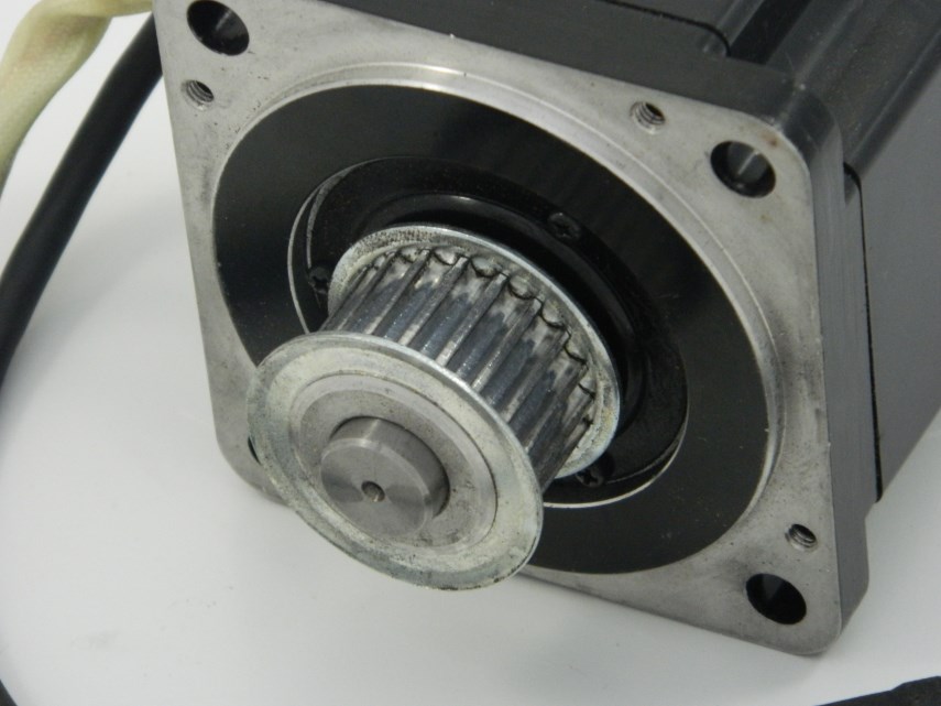 Servomotor SGMPH-02DAA21D