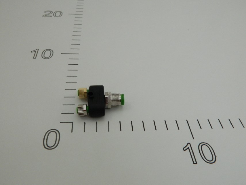 T-connector met kabel