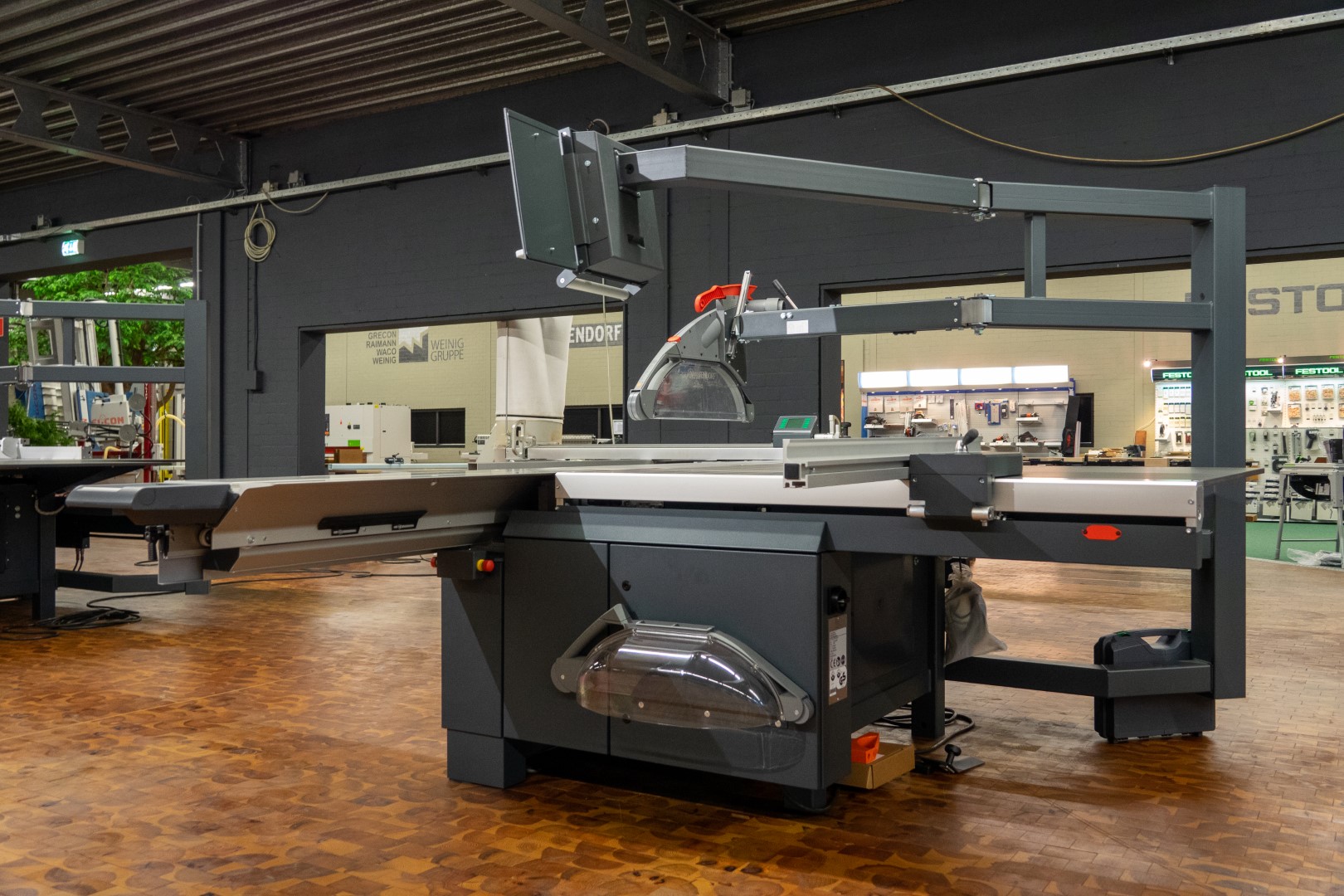 Altendorf F45 Hand Guard Digit L gebruikte formaatzaag