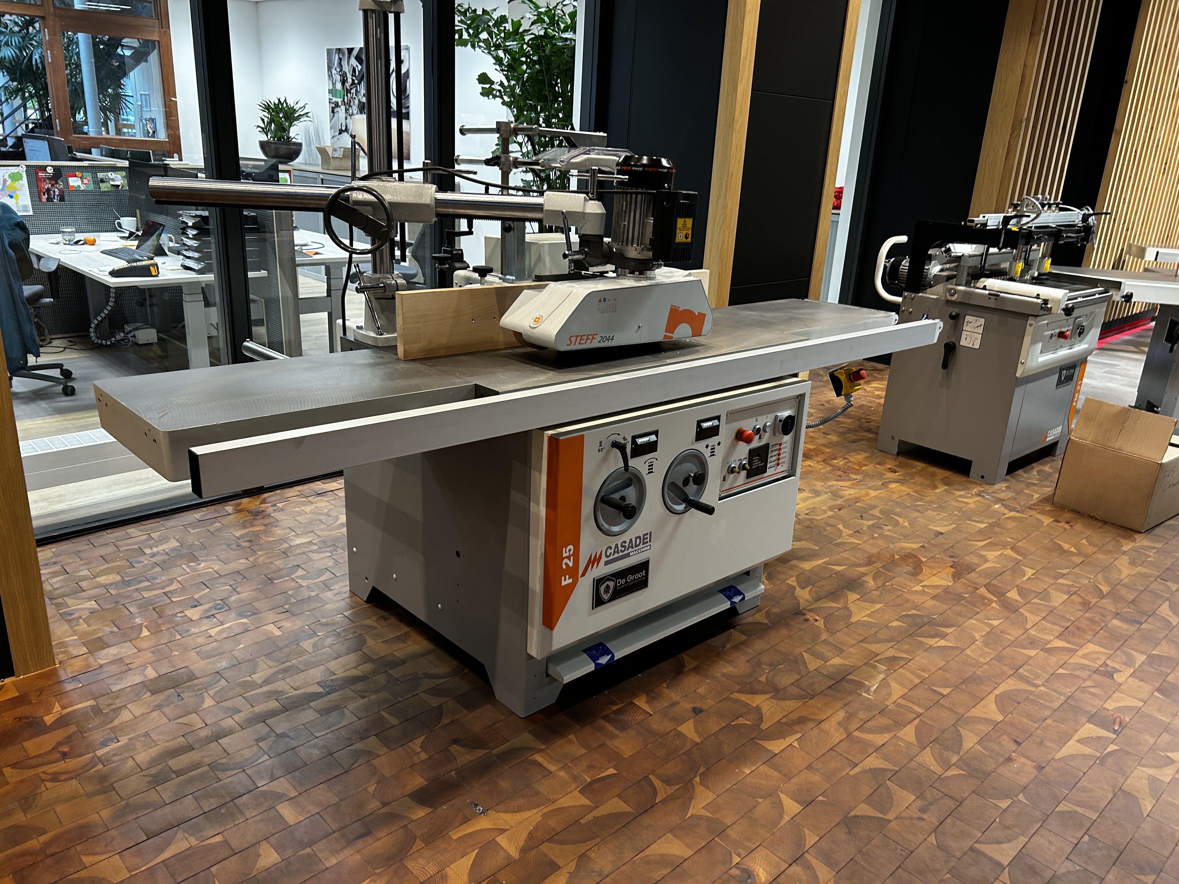 Casadei F25 LL freesmachine (showroommodel)