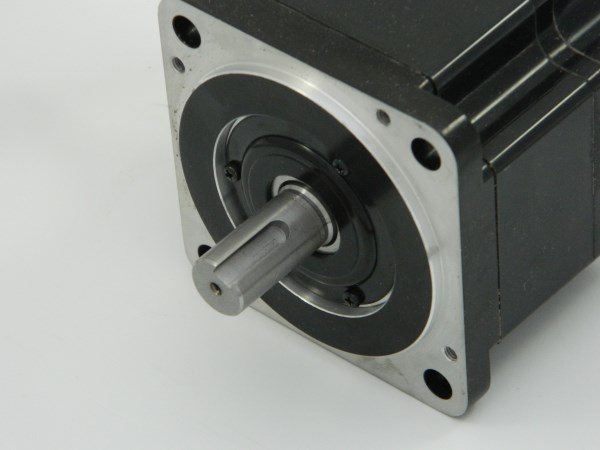 Motor SGMPH-02DAA-YG12