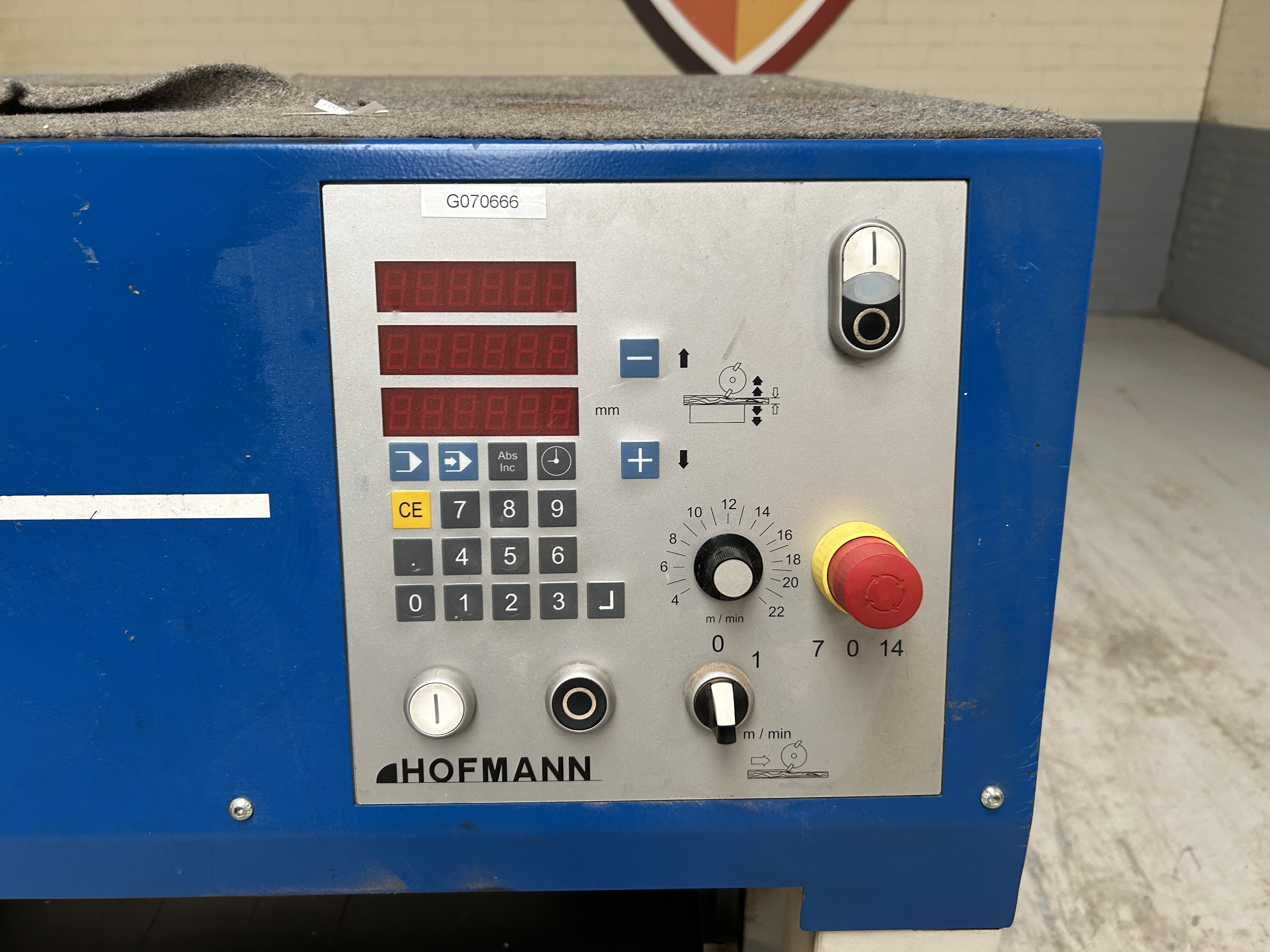Hofmann D636 gebruikte vandiktebank
