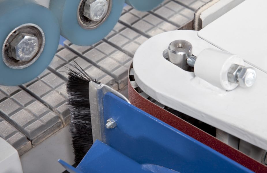 Rehnen KBA automatische kantenschuurmachine Rehnen KBA automatische kantenschuurmachine