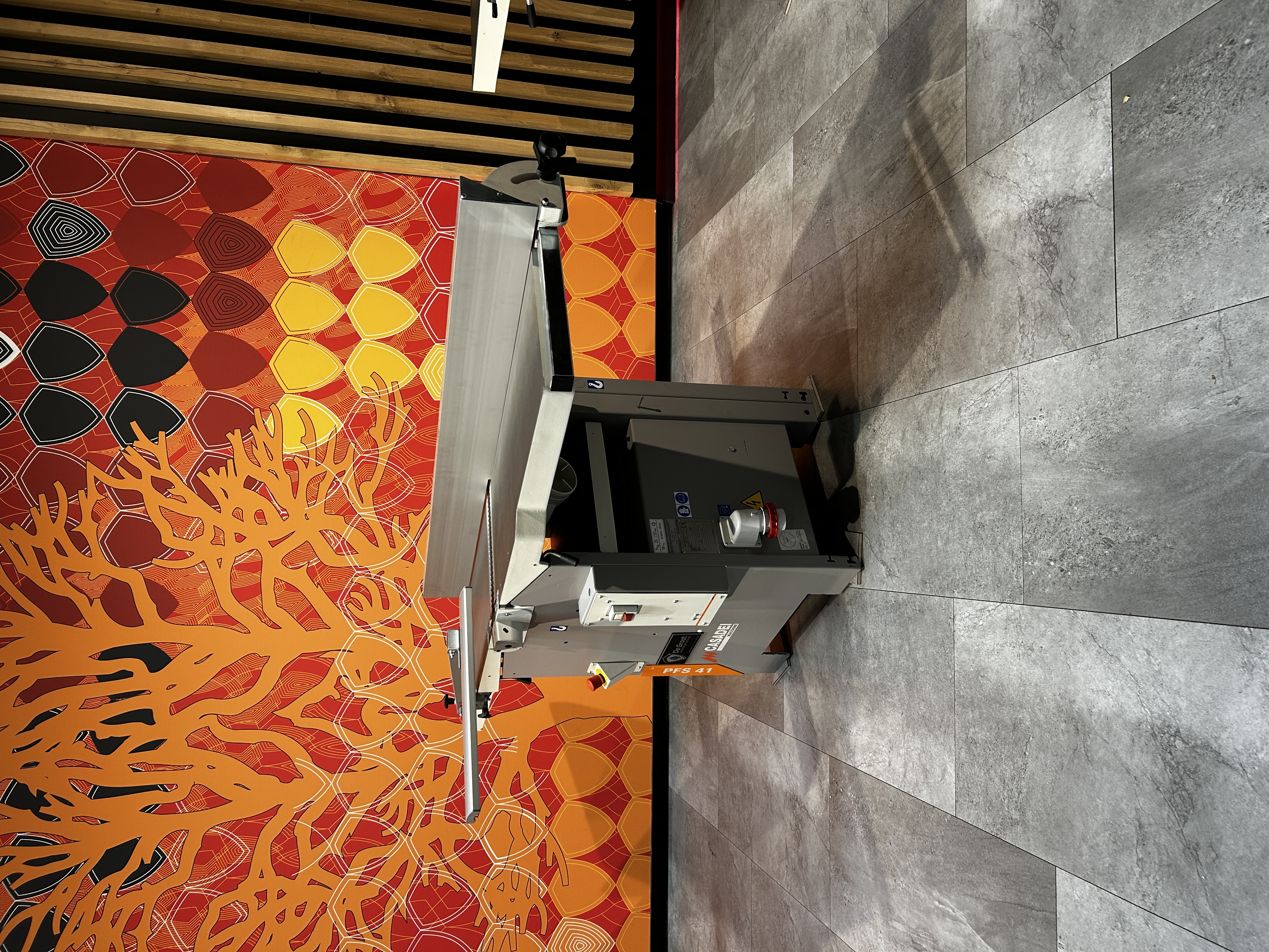 Casadei PFS 41 vlakvandiktebank (showroom model)