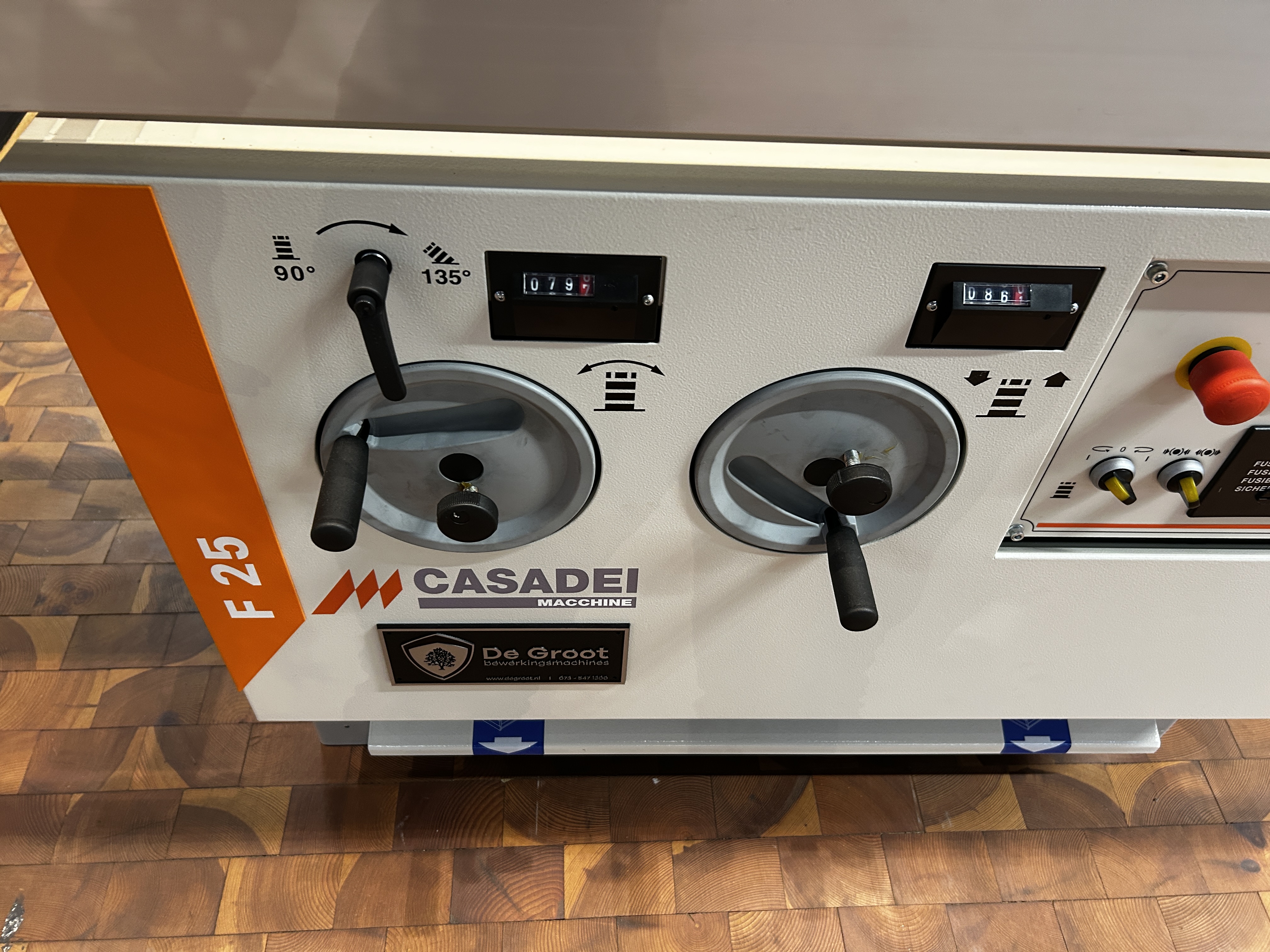 Casadei F25 LL freesmachine (showroommodel)