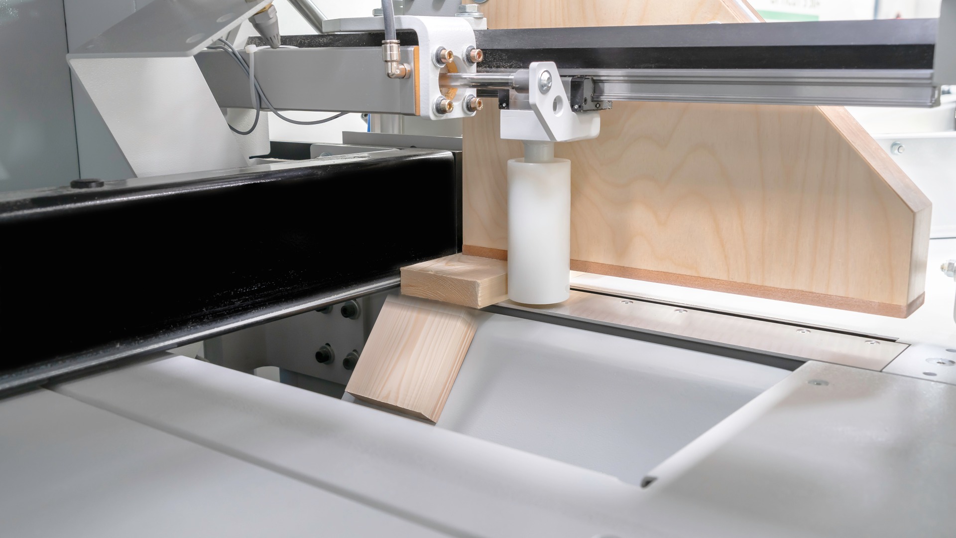 Weinig OptiCut S 50+ automatische afkortzaag Weinig OptiCut S 50+ automatische afkortzaag