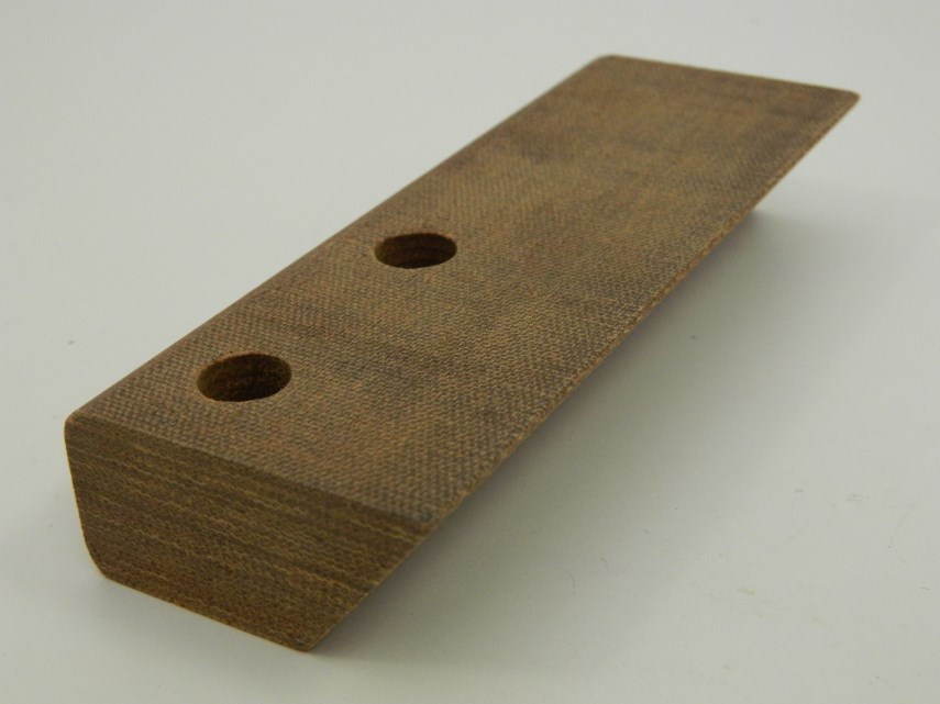 Aandrukplaat Rechts HGW L133 B50