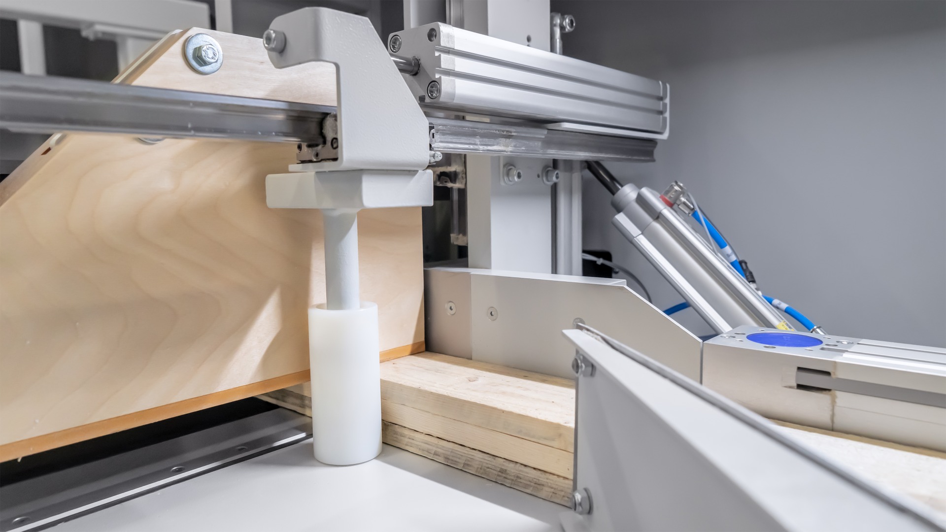 Weinig OptiCut S 50+ automatische afkortzaag Weinig OptiCut S 50+ automatische afkortzaag