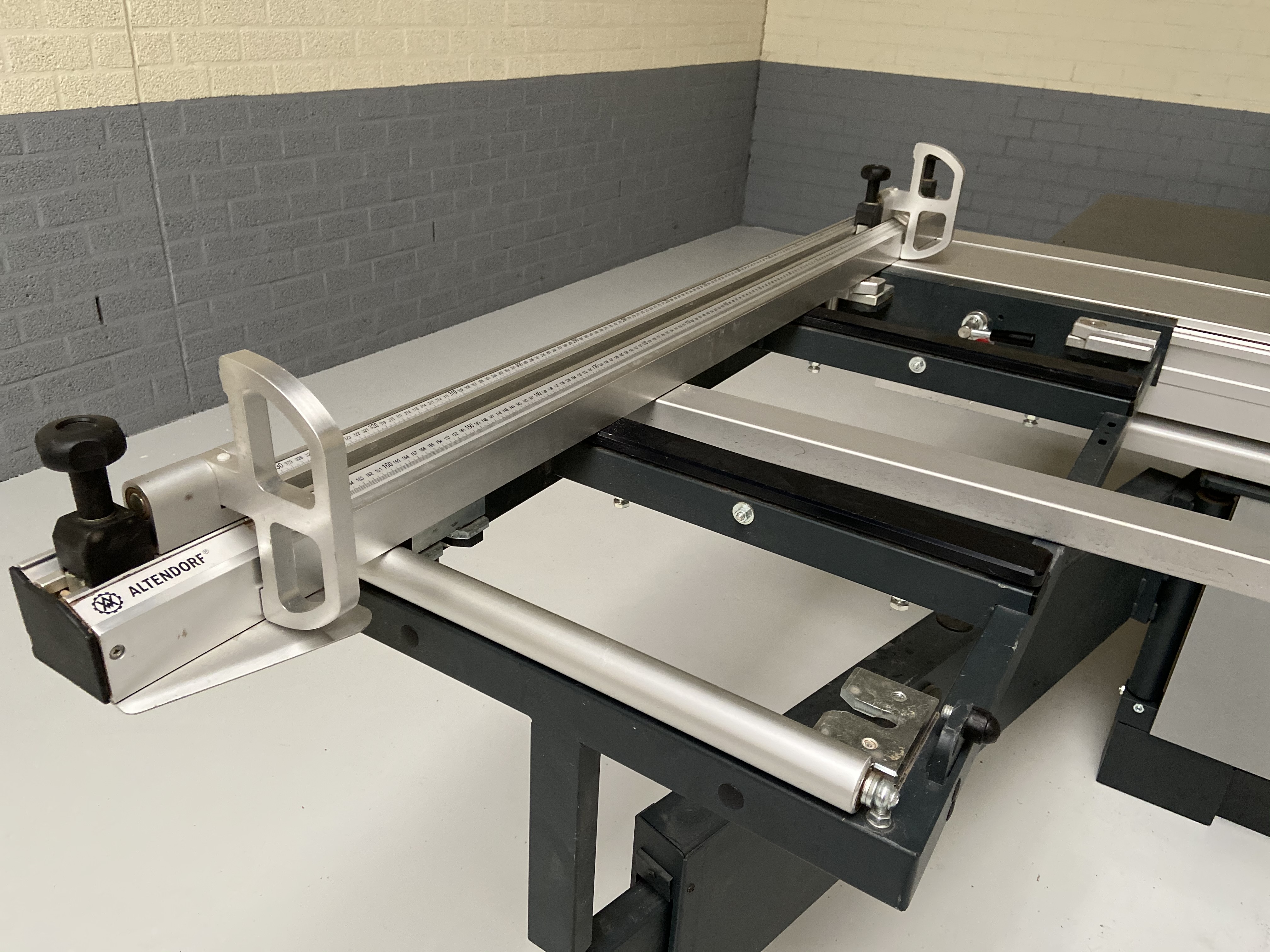 Altendorf F45 ProDrive gebruikte formaatzaag