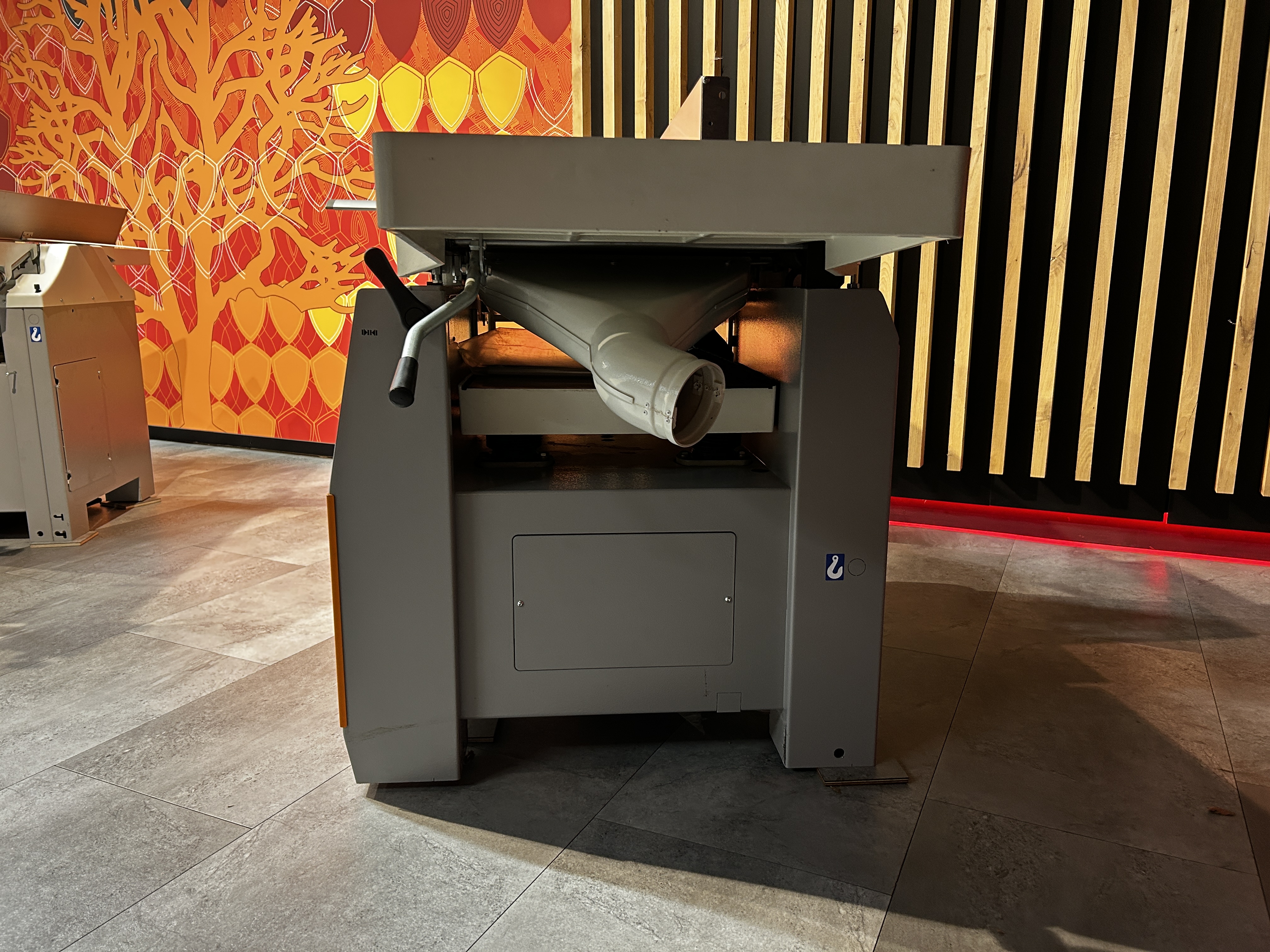 Casadei PFS 52 vlakvandiktebank (showroom model)