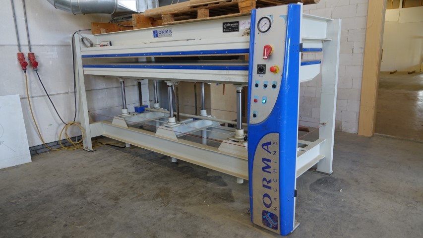 Orma S6 gebruikte platenpers