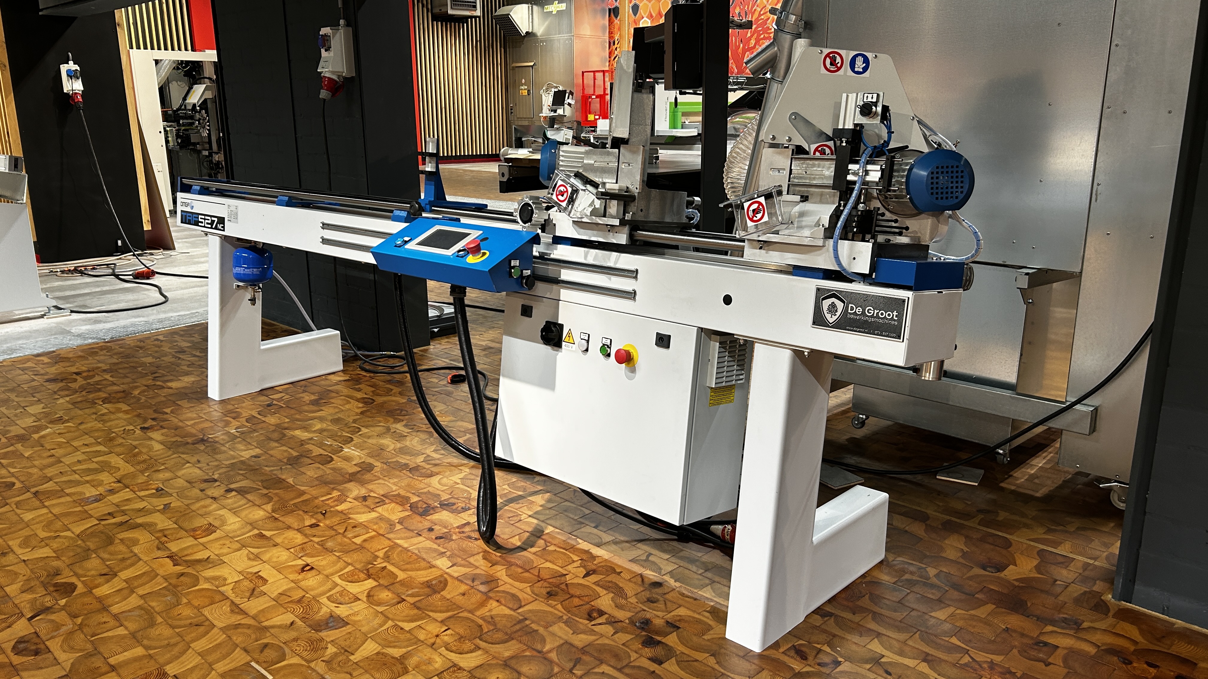 Omga TRF 527 NC Dubbele glaslattenzaag (showroom model)