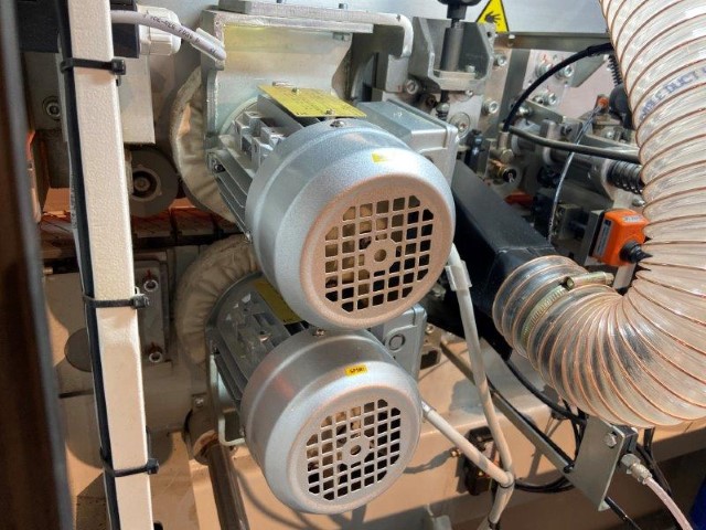 Biesse Akron 1130 gebruikte kantenaanlijmmachine Biesse Akron 1130 gebruikte kantenaanlijmmachine